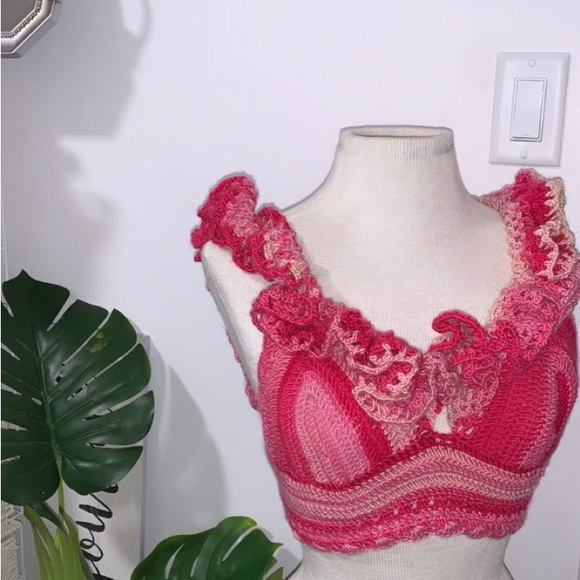 🌸Flower Child Crop Top 🌸 - Picture 4 of 4